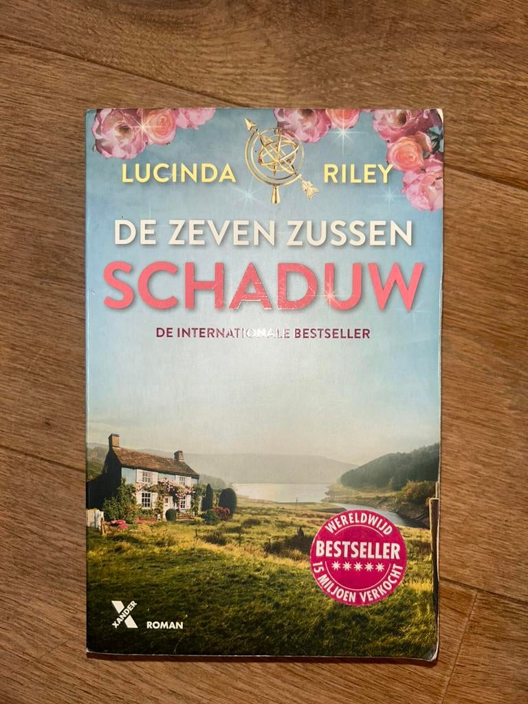 Lucinda Riley - Schaduw, Ophalen of Verzenden, Lucinda Riley