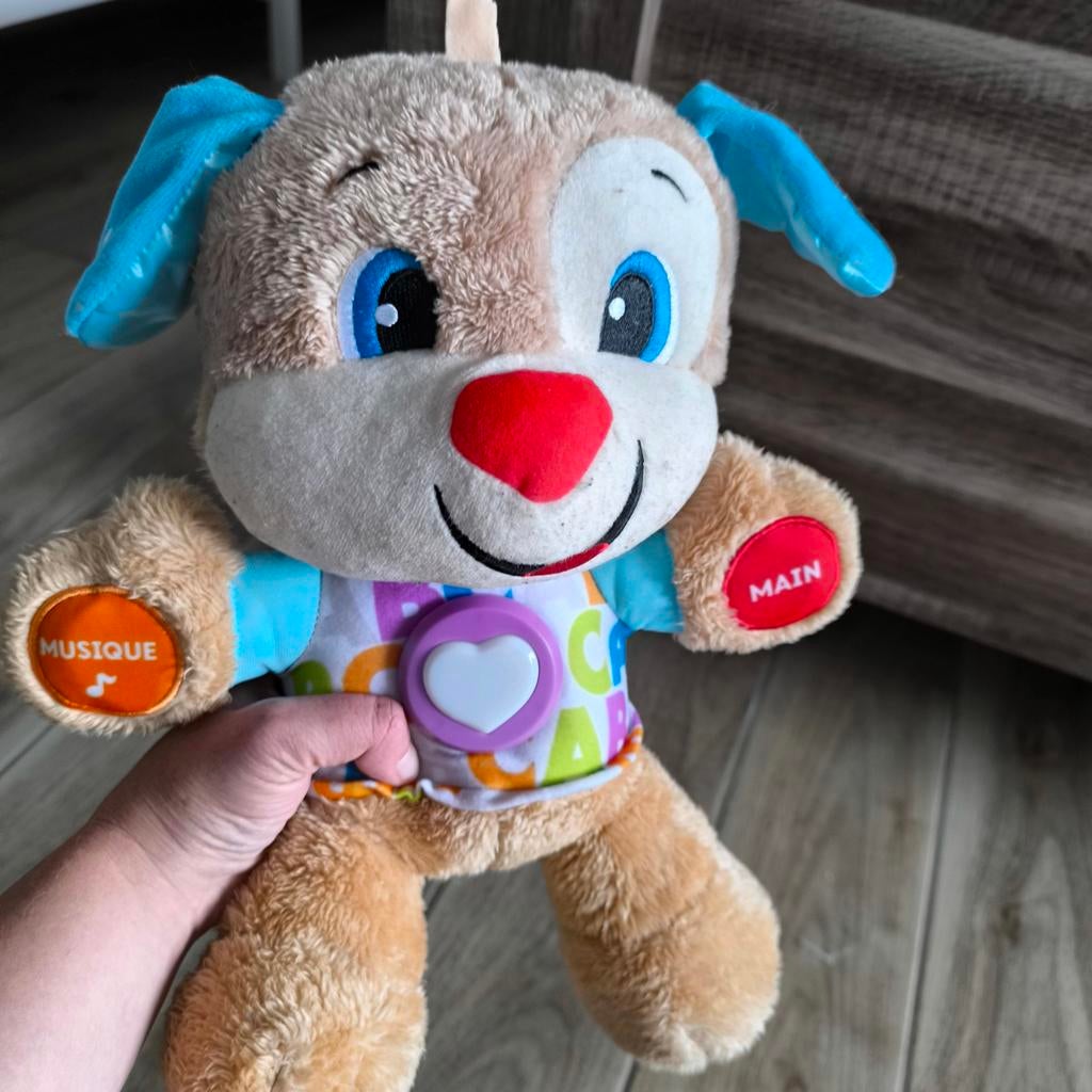 Chien Puppi peluche musicale et interractif Fisher Price, Enfants & Bébés, Envoi, Utilisé, Découverte, Avec lumière