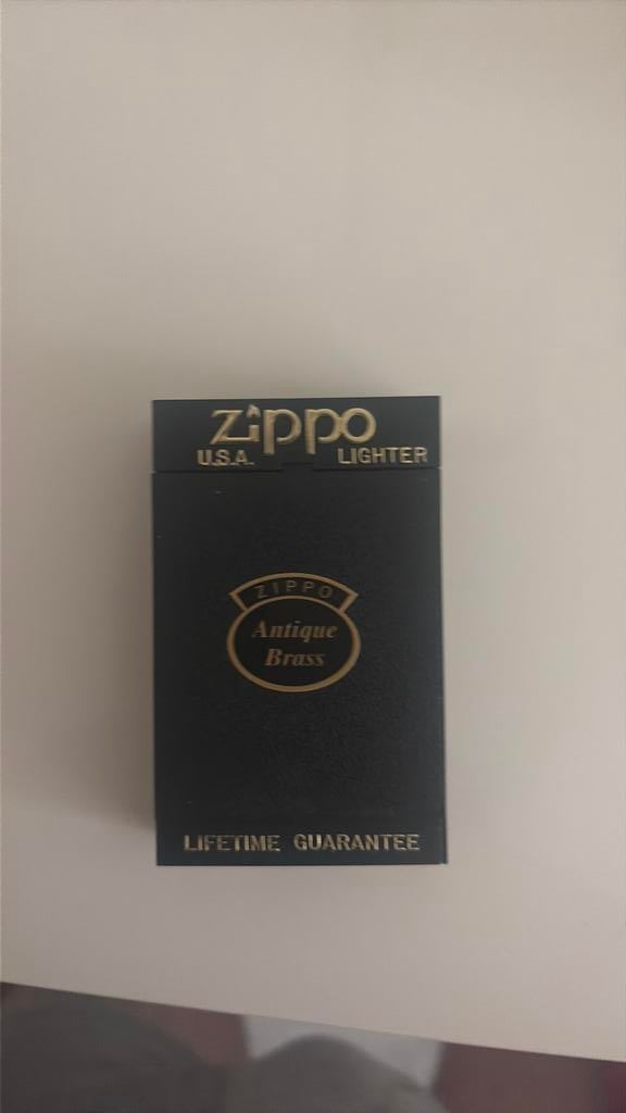Zippo antique brass gold, Ophalen of Verzenden, Zo goed als nieuw