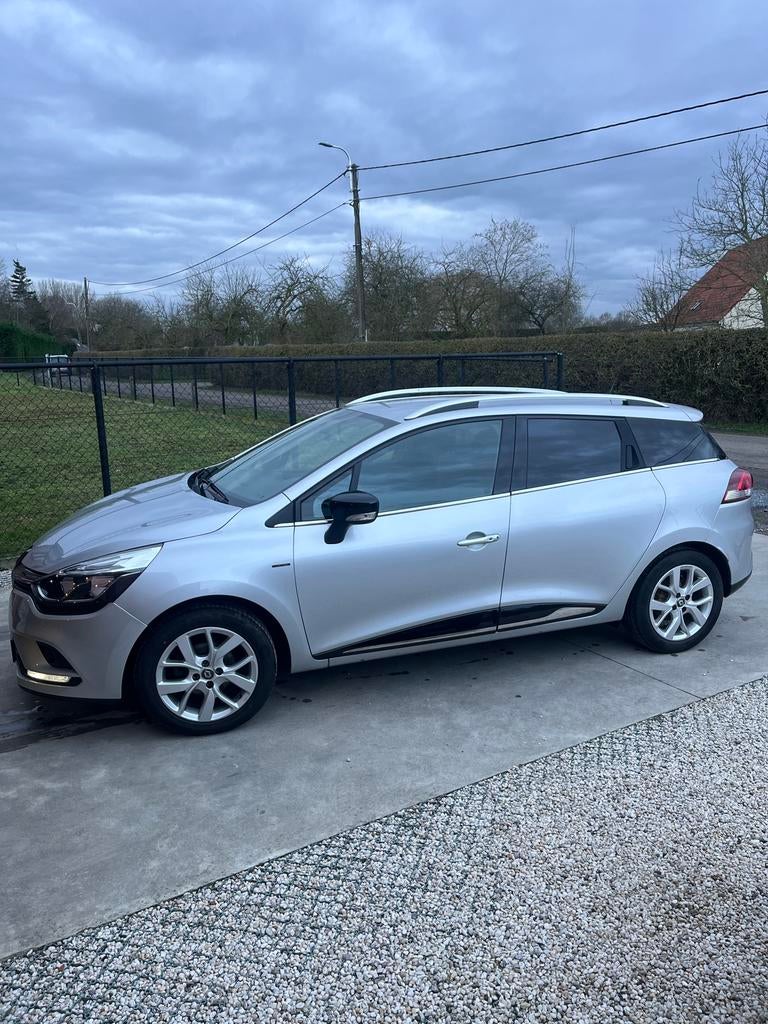 Renault Clio Grand Tour Essence 2019 avec 1 an de garantie, Argent ou Gris, Achat, Euro 6, Carnet d'entretien