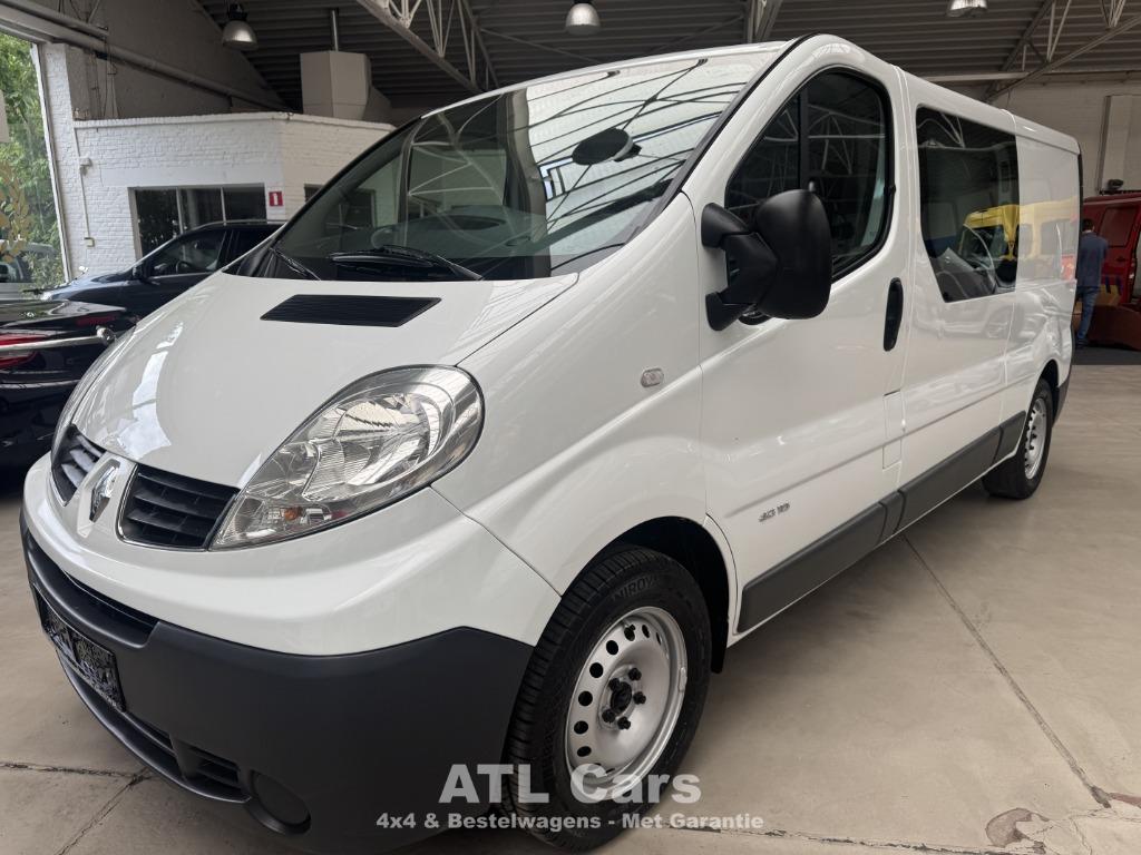 Renault Trafic 2.0 Diesel|Dubbele Cabine|Airco|Trekhaak, Voorwielaandrijving, Stof, Electronic Stability Program (ESP), 4 cilinders