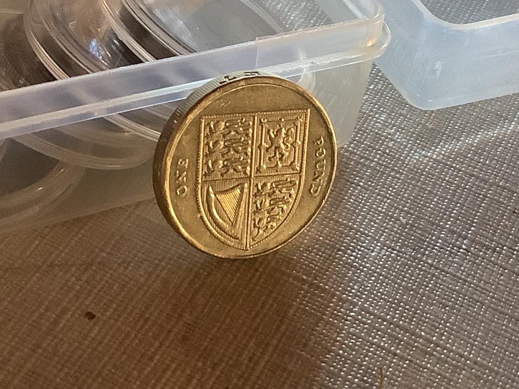 One pound 2012, Postzegels en Munten, Ophalen of Verzenden, Overige landen, Losse munt