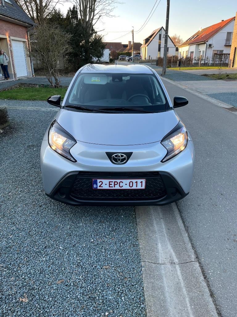 Toyota Aygo X automaat nieuwstaat, Autos, Toyota, Argent ou Gris, Achat, Euro 6, Entretenue par le concessionnaire