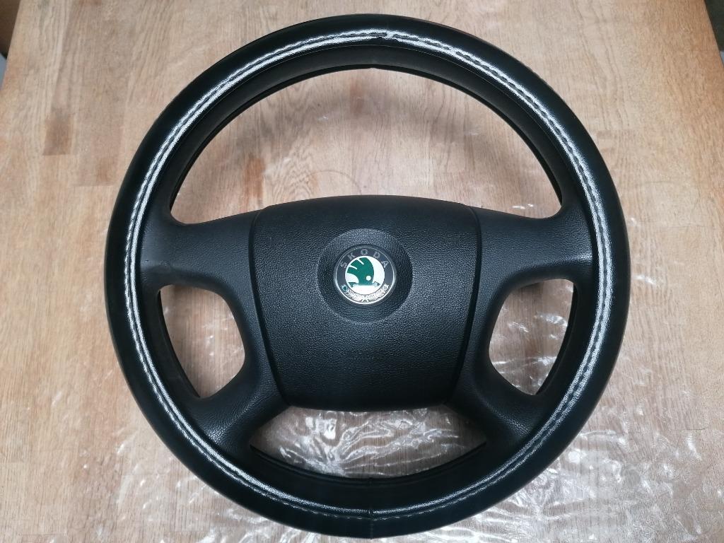 Volant avec airbag Skoda, Autos : Pièces & Accessoires, Enlèvement, Utilisé, Skoda