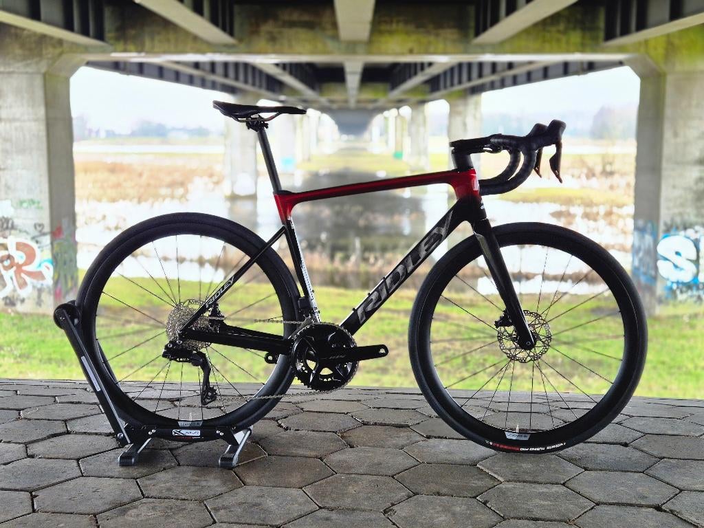 Ridley Falcn Racefiets//Carbon//Powermeter//105 DI2//Maat M, 28 inch, Carbon, Zo goed als nieuw, Meer dan 20 versnellingen