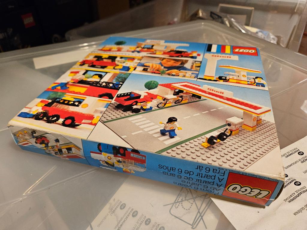 LEGO Classic Town 377 Shell Service Station MET DOOS, Kinderen en Baby's, Speelgoed | Duplo en Lego, Zo goed als nieuw, Lego, Complete set