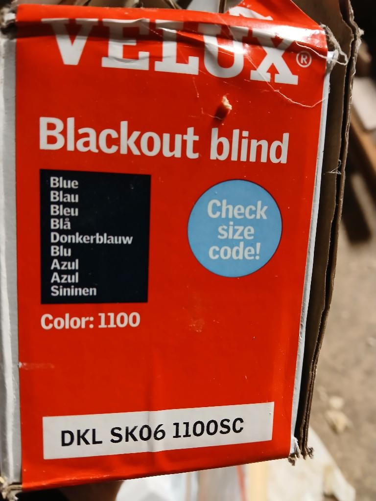 Store ocultant pour velux 114x118, Bricolage & Construction, Neuf, Enlèvement ou Envoi, Autres couleurs, 100 à 150 cm