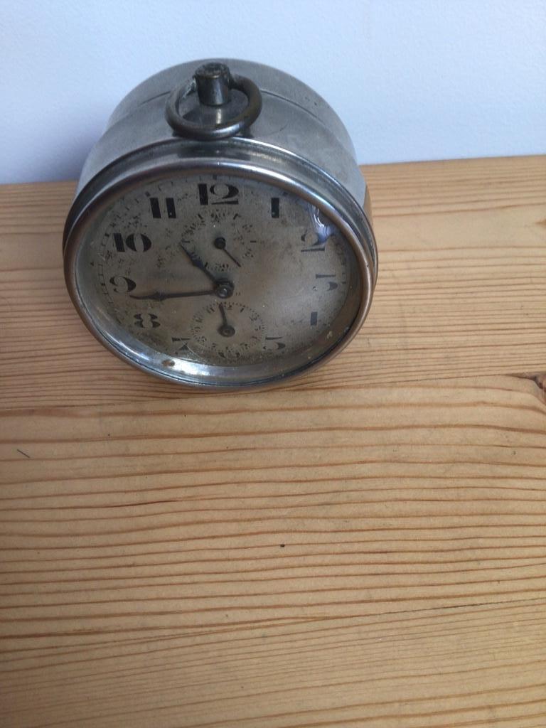Réveil montre de collection zénith, Enlèvement