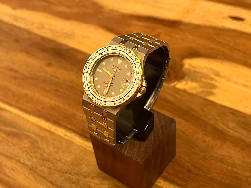 Bulova superior 2000, Handtassen en Accessoires, Horloges | Heren, Ophalen, Zo goed als nieuw