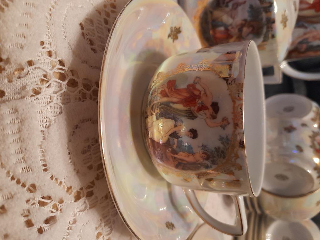 Porseleinen koffieservies Victoria 27-delig .Meer dan 100 ja, Ophalen