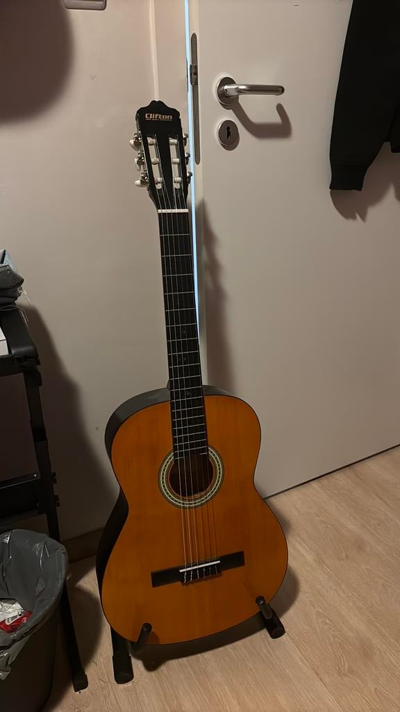Clifton gitaar - Klassiek + gitaarhouder, Ophalen, Gebruikt, Klassieke of Spaanse gitaar