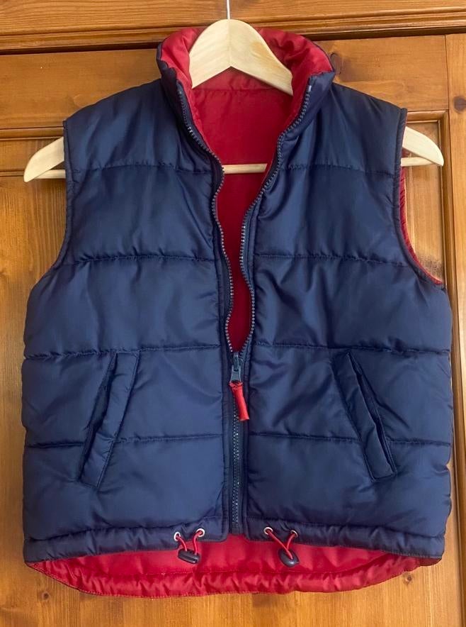 Mooie bodywarmer maat 122 - 7 jaar, Verzenden, Zo goed als nieuw
