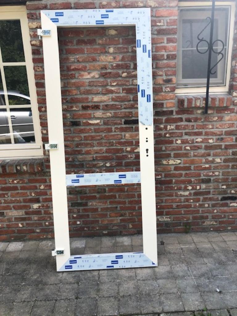 BUITENDEUR PVC CREME/WIT NIEUW Deceuninck, Ophalen, 80 tot 100 cm, Nieuw, Buitendeur