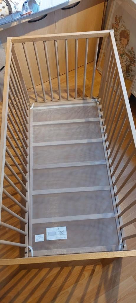 Lit cage en hêtre 60/120 + literie sauf matelas, Enlèvement