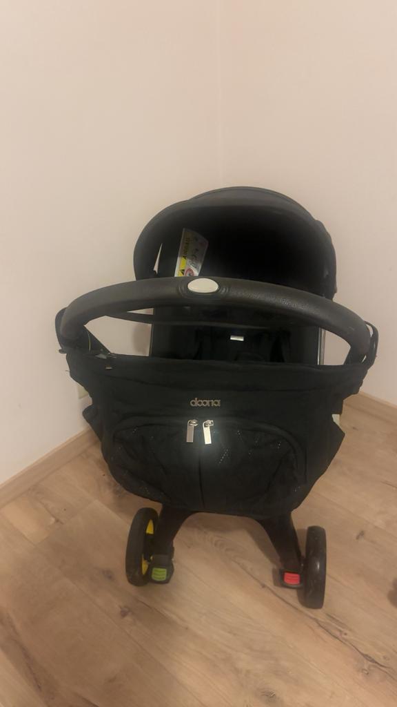 Doona kinderwagen met doona luiertas., Ophalen