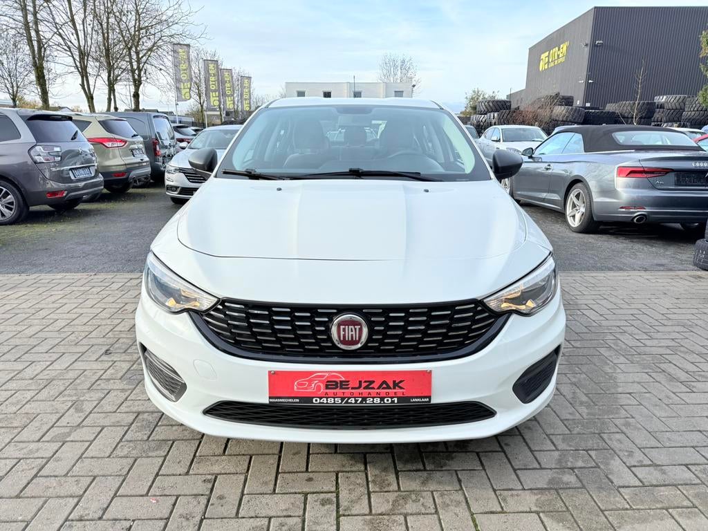 Fiat Tipo 1.4 Benzine – 1ste eigenaar – 08/2017, Achat, Entreprise, Air conditionné, Essence