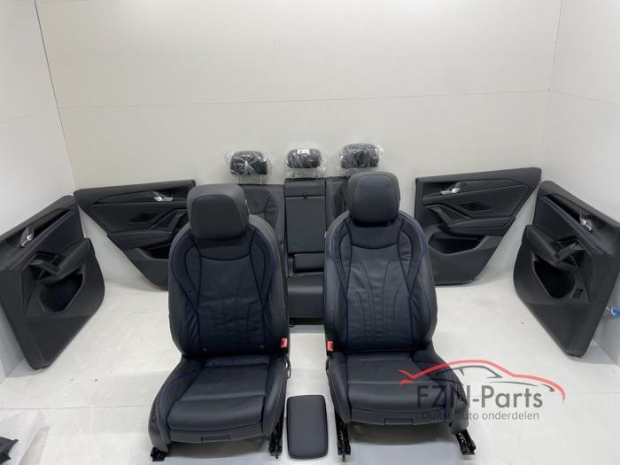 VW Tiguan 571 R-Line Interieur Leer met deurpanelen, Auto-onderdelen, Interieur en Bekleding, Ophalen of Verzenden, Gebruikt