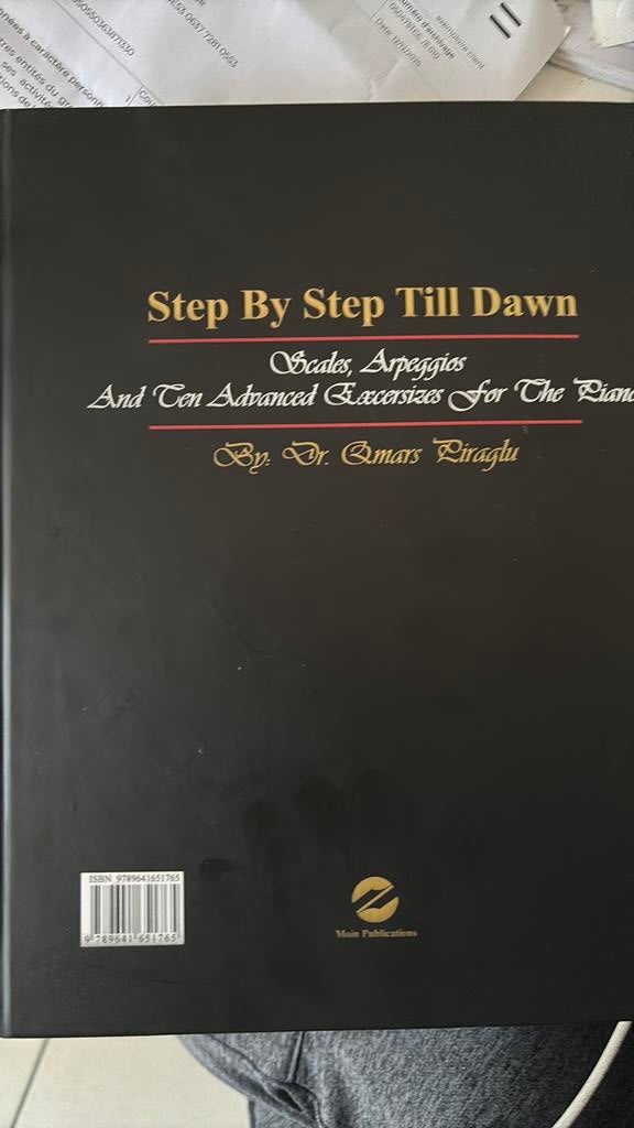 Livre indispensable aux pianistes, Neuf, Enlèvement ou Envoi, Brillant, Piano