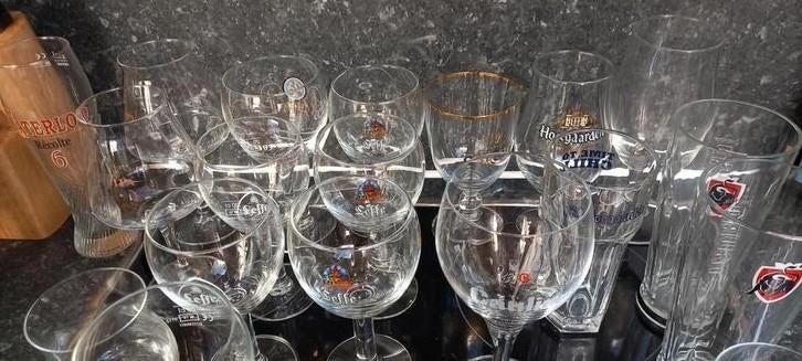 24 bierglazen, Verzamelen, Biermerken, Ophalen of Verzenden, Zo goed als nieuw, Glas of Glazen, Brand