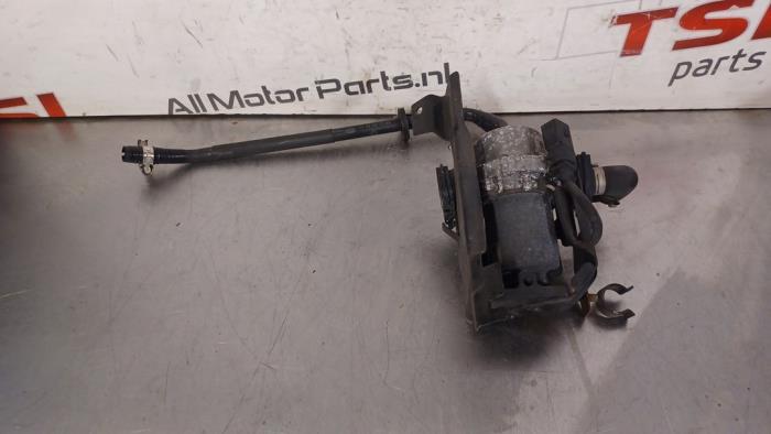 Vacuumpomp Rembekrachtiging van een Volkswagen Touareg, Auto-onderdelen, Gebruikt, -, Volkswagen, -