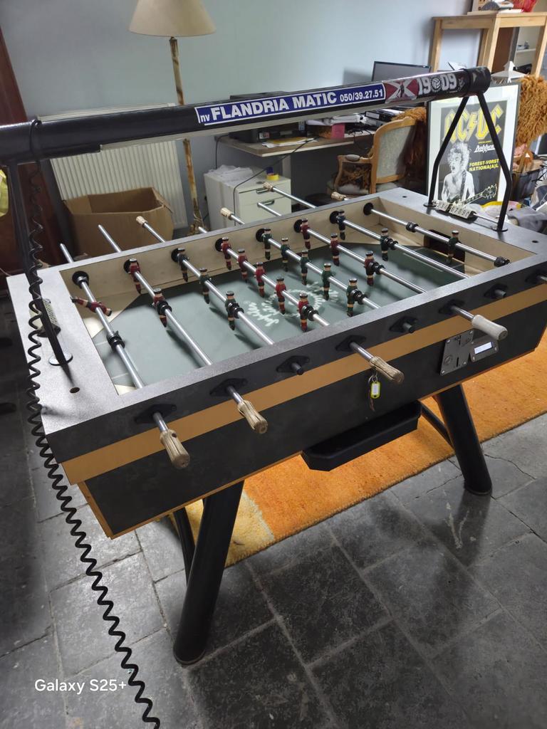 Voetbaltafel, Enlèvement, Utilisé