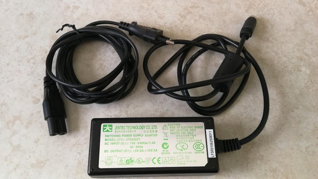 Jentec lader +5v/2A  +12V/A  (15), Computers en Software, Laptop-opladers, Ophalen, Zo goed als nieuw