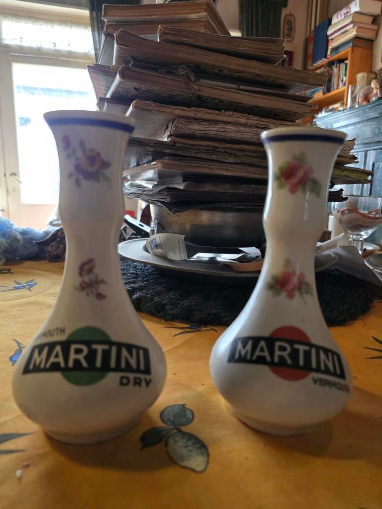 Vases Martini Rossi, Enlèvement