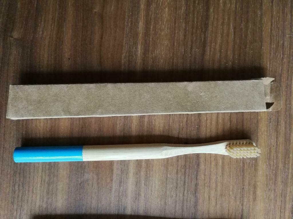 Ecologische tandenborstel uit bamboe - verschillende kleuren, Enlèvement ou Envoi, Neuf, Brosse à dents