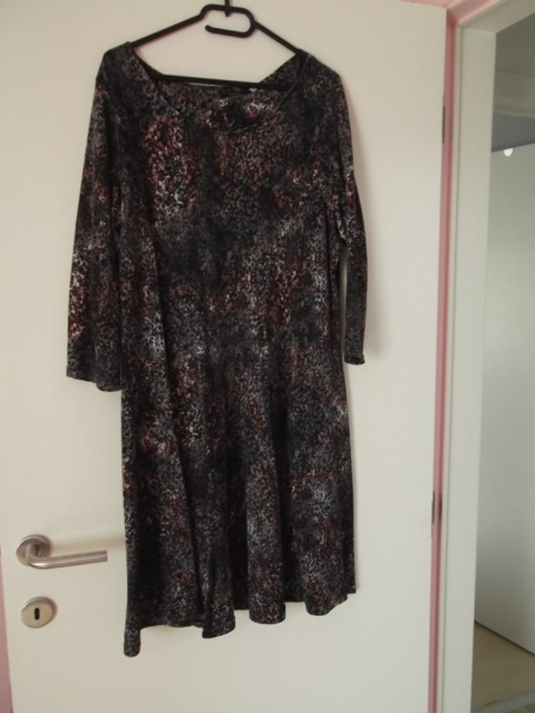 Jurk Paprika maat 5 - 52, Kleding | Dames, Jurken, Overige kleuren, Maat 46/48 (XL) of groter, Ophalen of Verzenden, Paprika