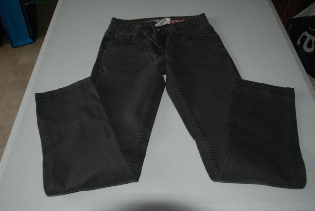 Pantalon gris brun taille 146 taille ajustable, Enfants & Bébés, Enlèvement ou Envoi, Comme neuf, Fille, Pantalon