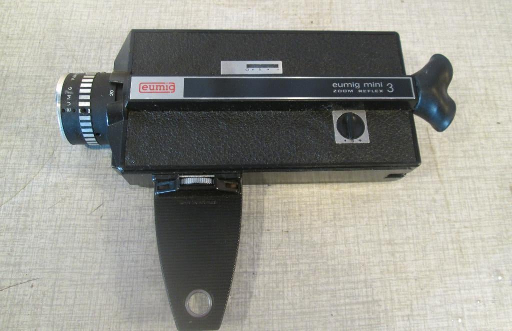 Retro 8mm Filmcamera - Eumig Mini 3, Ophalen of Verzenden, Filmcamera