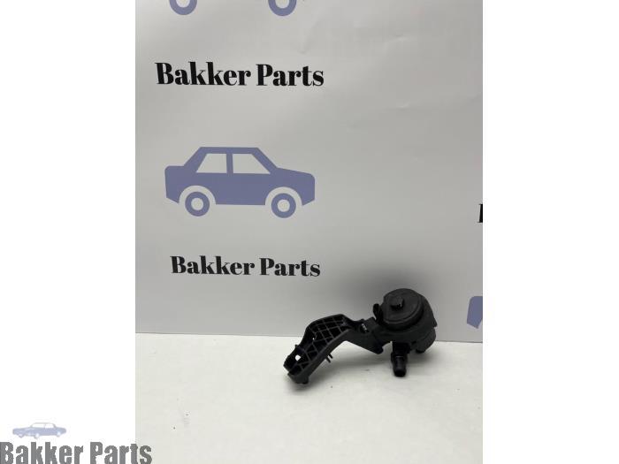 Extra waterpomp van een BMW 7-Serie, Auto-onderdelen, Airco en Verwarming, BMW, Gebruikt, 3 maanden garantie