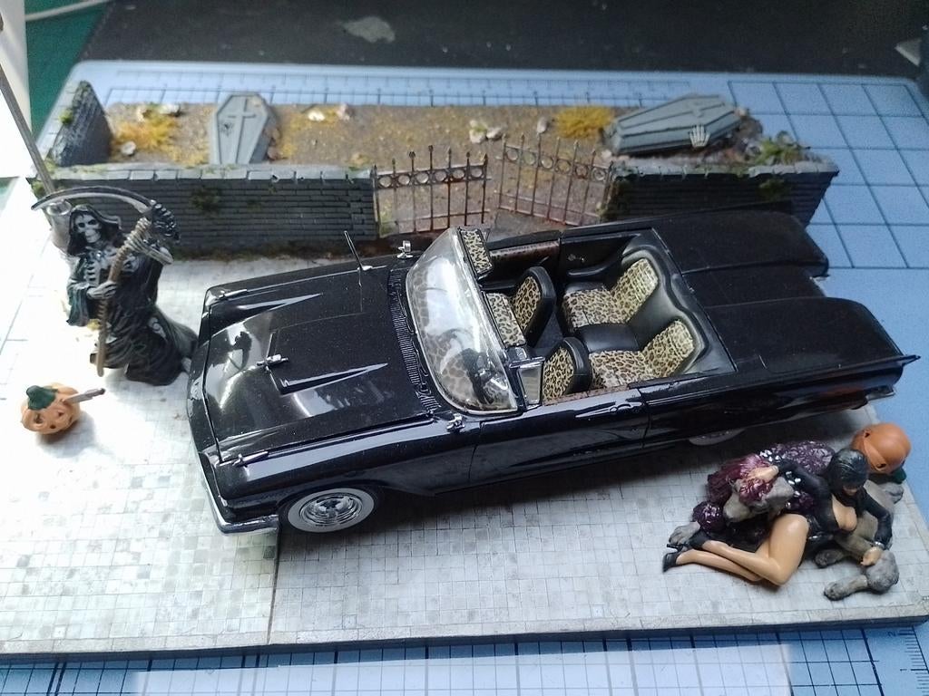 Diorama Elvira, Enlèvement, Comme neuf