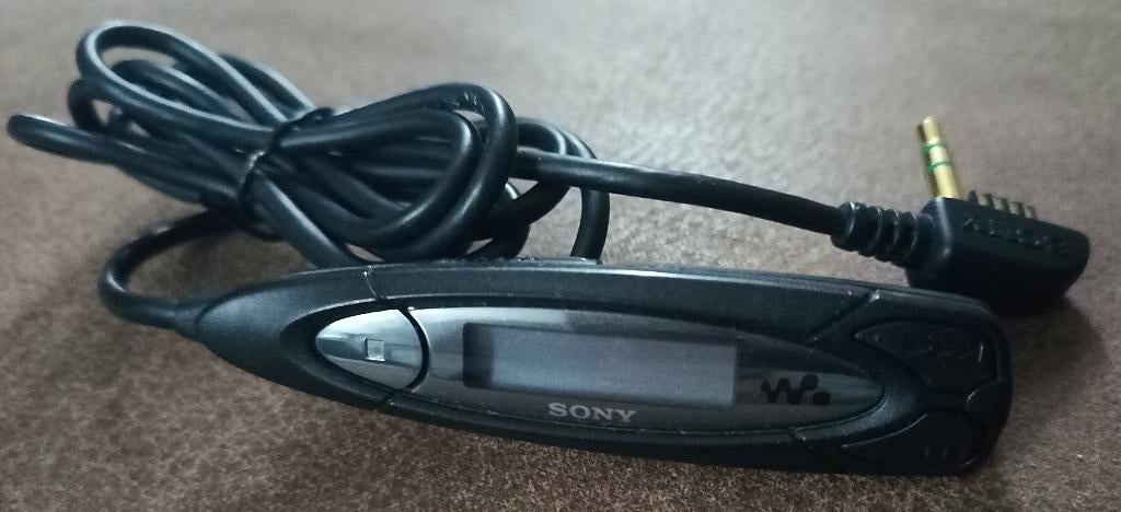 Sony RM-CD15L — Sony MiniDisc/DiscMan-afstandsbediening, Audio, Tv en Foto, Walkmans, Discmans en Minidiscspelers, Minidisc-speler