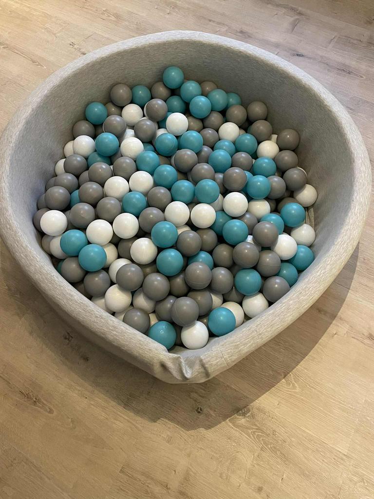 Kinder ballenbad, Ophalen, Zo goed als nieuw