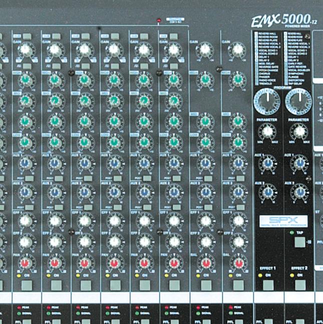 Powered mixer YAMAHA EMX 5000-12  + 2  JBL boxen SF25, 1000W, Muziek en Instrumenten, Mengpanelen, Gebruikt, 10 tot 20 kanalen