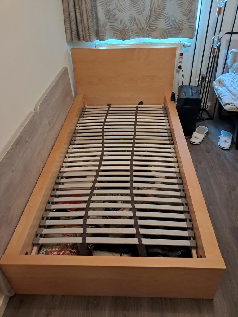 1 persoonsbed, Enlèvement