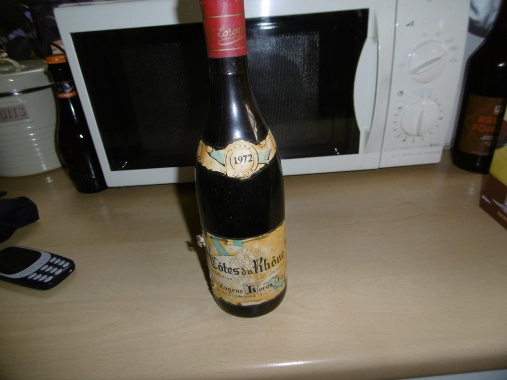 1 fles oude wijn, 1972, cotes du rhone, Verzamelen, Frankrijk, Nieuw, Ophalen of Verzenden, Rode wijn
