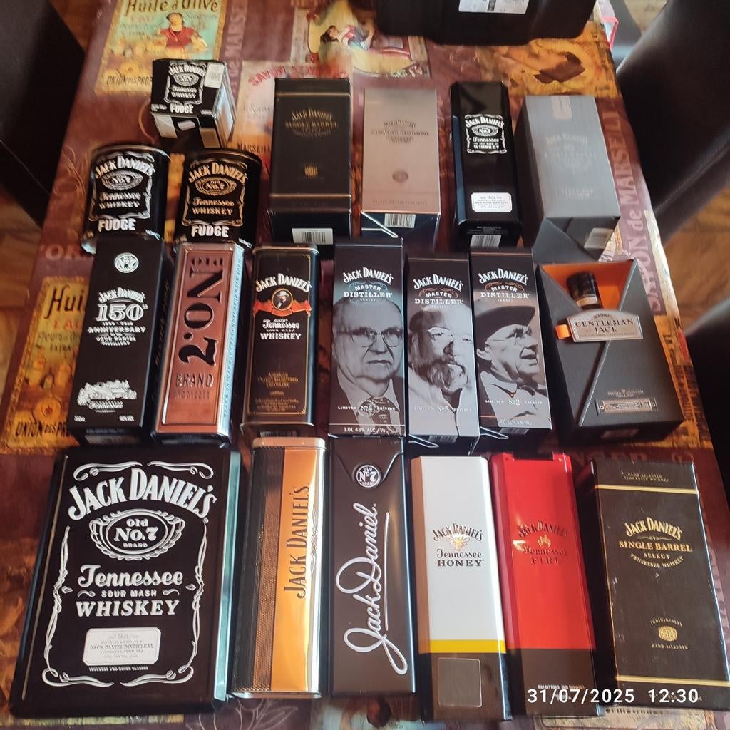 Lot collector JACK DANIEL'S ., Enlèvement