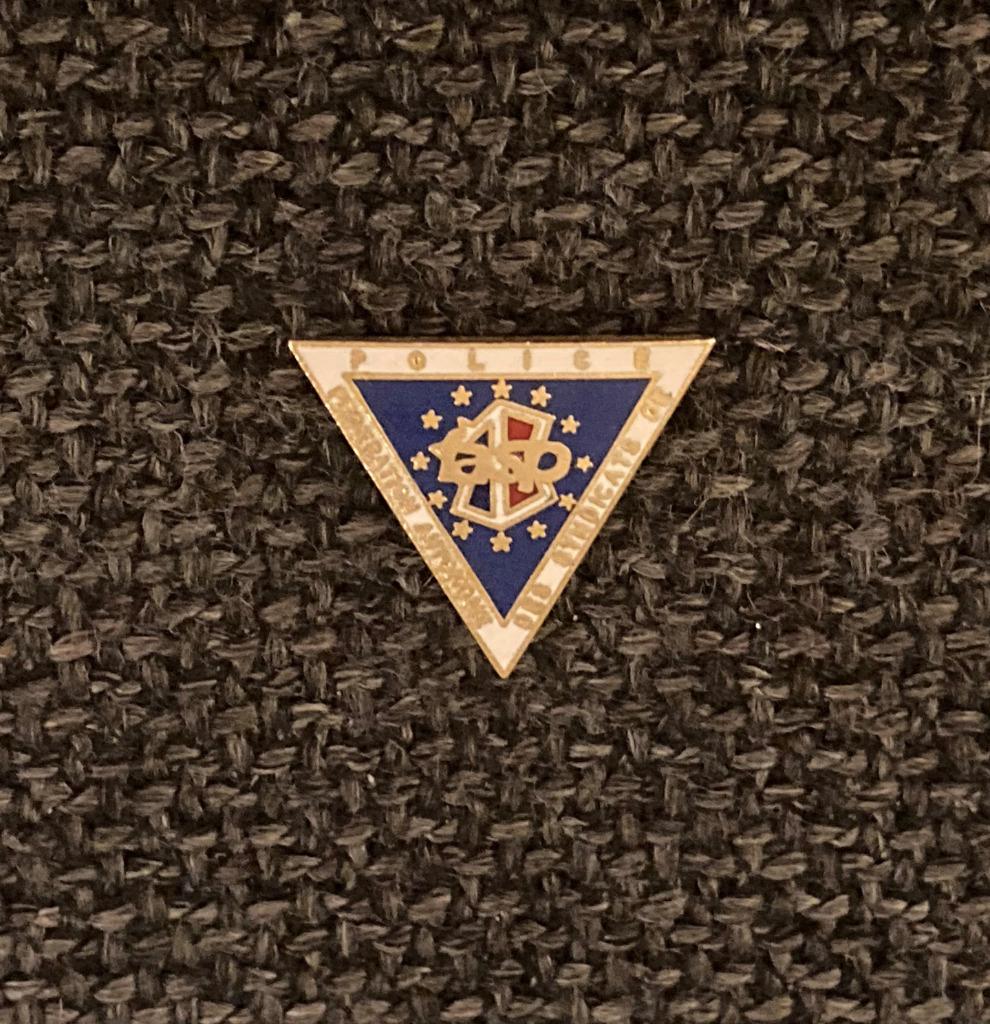 PIN - POLICE - POLITIE, Verzenden, Gebruikt, Overige onderwerpen, Speldje of Pin