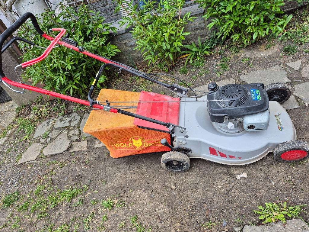 Machine de jardin, Jardin & Terrasse, Enlèvement, Utilisé, Tondeuses à gazon à essence