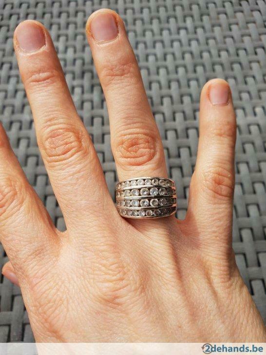 Zilveren ring met diamanten te koop!, Handtassen en Accessoires, Ringen, Gebruikt, Zilver, Ophalen of Verzenden