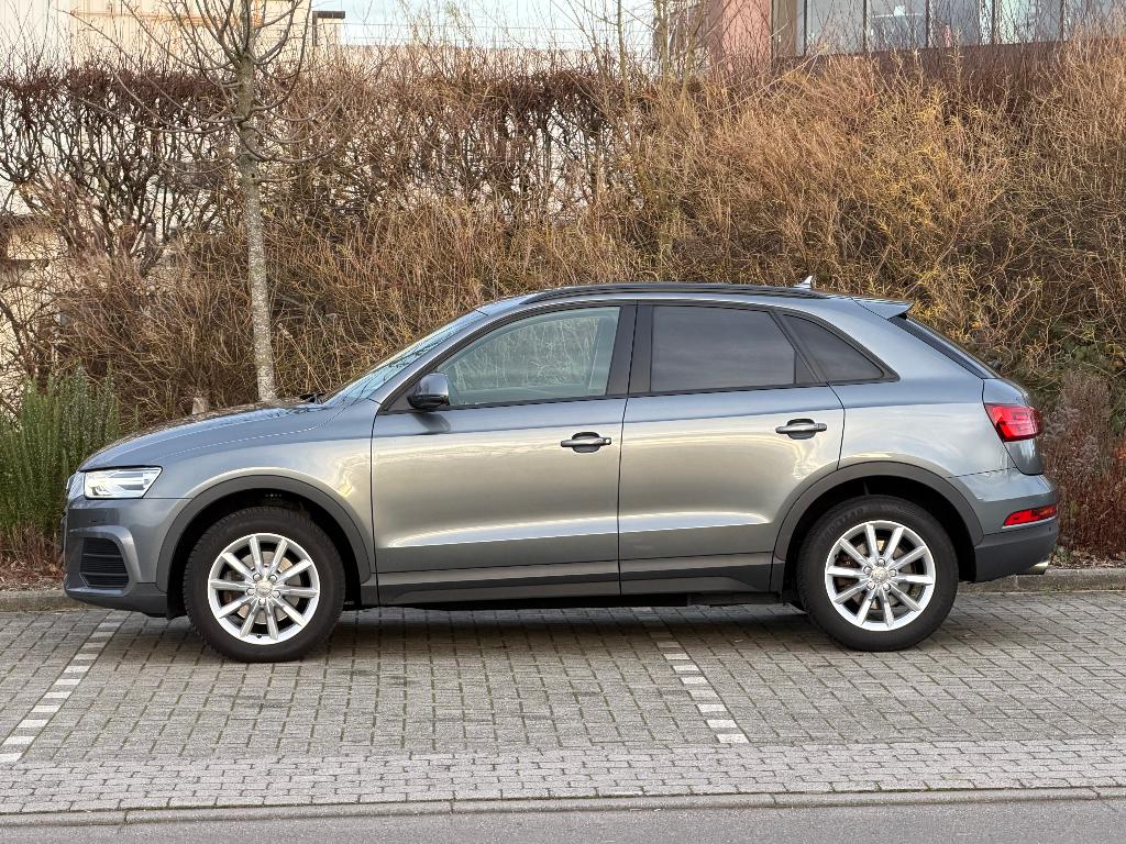 Audi Q3 2.0 TFSI quattro S tronic Leder,Navi,Cruise,PDC A, Auto's, Automaat, 4 cilinders, Leder, Bedrijf