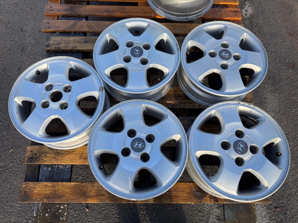 5 jantes alu Hyundai 4x114.3 15 pouces, Autos : Pièces & Accessoires, Enlèvement, Utilisé, Hyundai