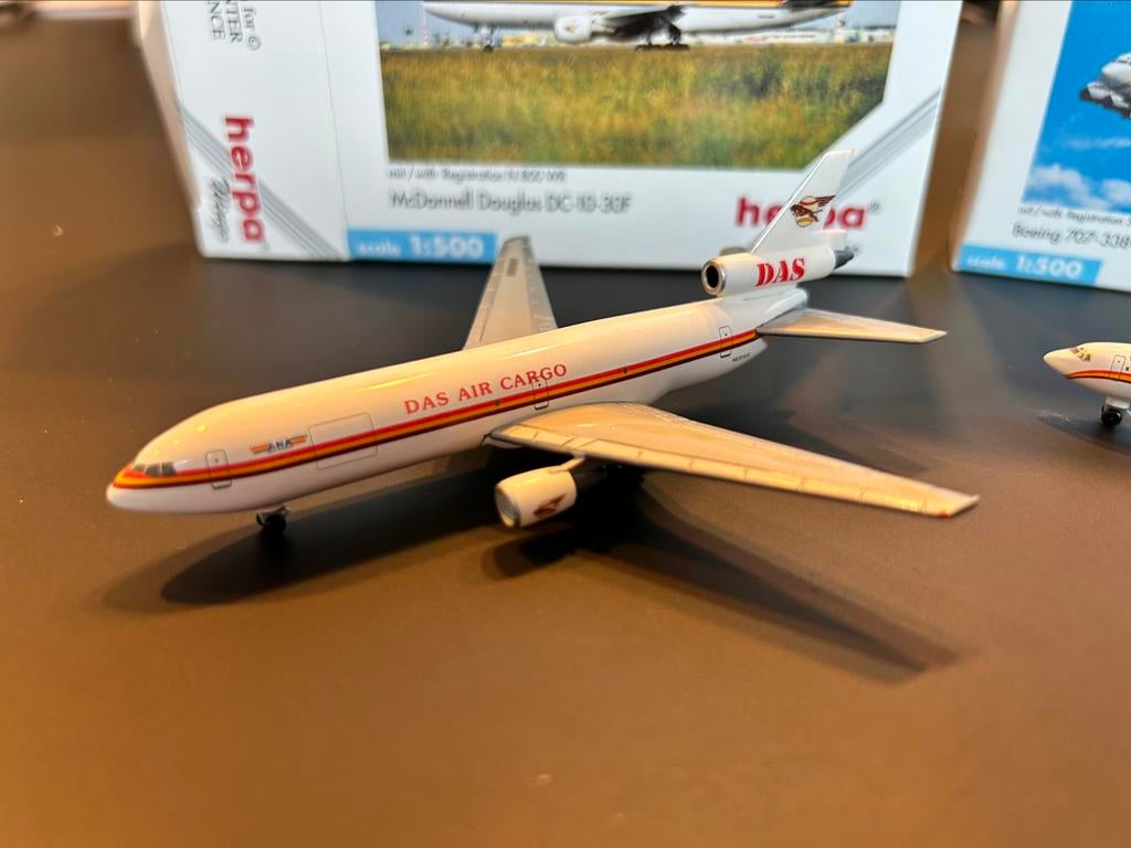 Das Air Cargo Boeing 707F + DC-10F 1/500 Herpa Wings, Enlèvement ou Envoi, Comme neuf