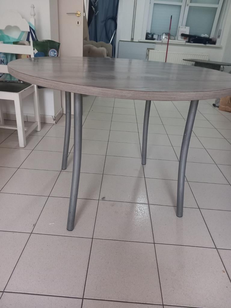 Te koop chester zetel eet tafel en kleine tafel natuursteen, Ophalen