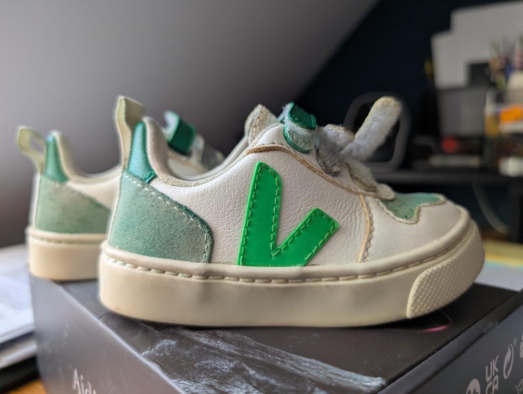 Sneakers Veja pour enfants taille 22, Veja, Garçon ou Fille, Enlèvement ou Envoi, Utilisé