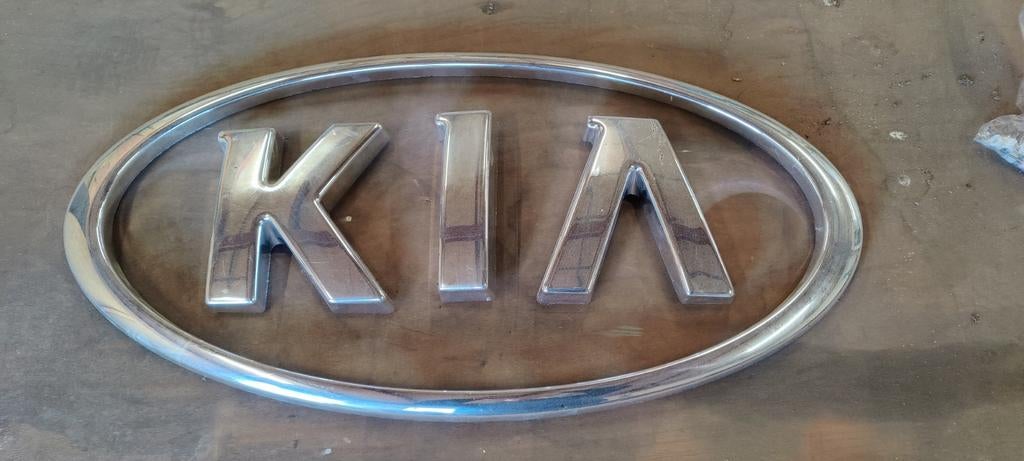 Kia dealer logo, Ophalen