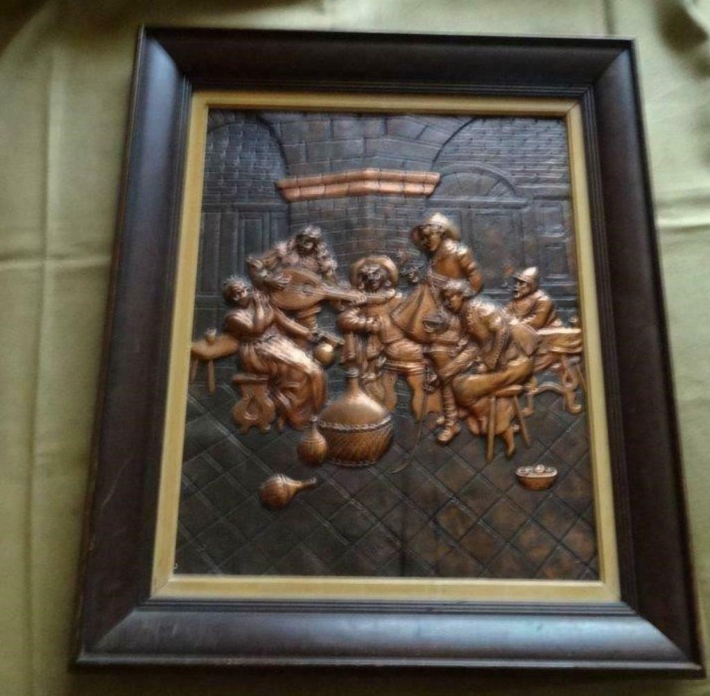 Bord met koperen tafereel, Antiek en Kunst, Antiek | Brons en Koper, Ophalen of Verzenden