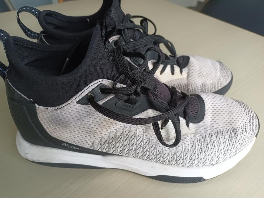 Basketschoenen maat 41 Tarmak, Ophalen of Verzenden, Zo goed als nieuw